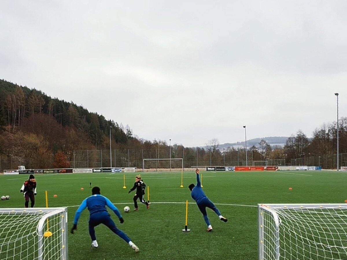 Intensive Spielform im Training der FA-Academy